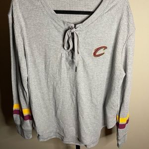 plus size Cavs cropped shirt